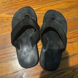 Volcom Black and Blue Mens Flip-Flops